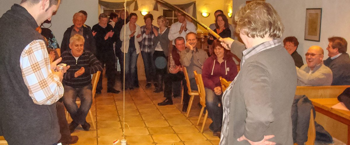 spiele-fuer-gruppen-peitsche-hotel-klaukenhof